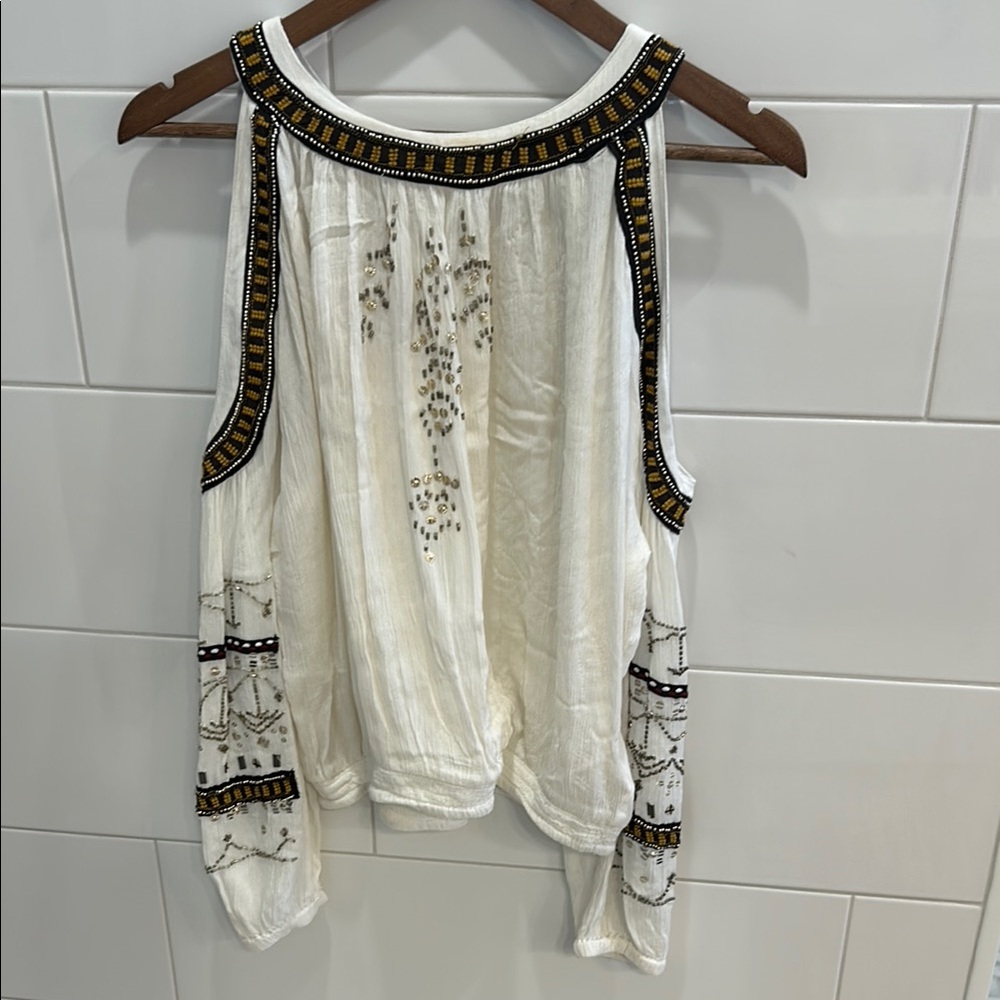 Embroidered White Sleeveless Women's Top